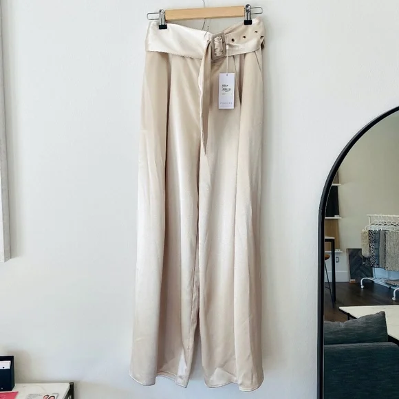 FINDERS KEEPERS AUSTRALIA SONGBIRD PANT IN CHAMPAGNE - SIZE SMALL - Picture 3 of 5